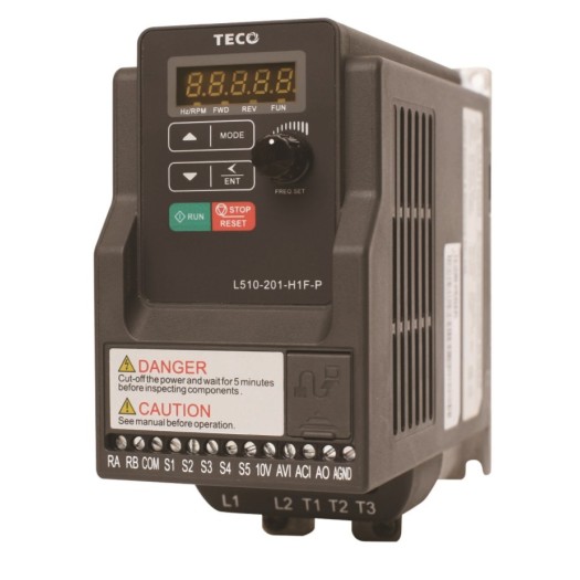 VARIATEUR DE FREQUENCE REF 29300204 2.2 KW 220V