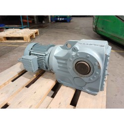 Motoréducteur SEW 1,5 kw 1410/12 tr/min - Arbre creux 47mm