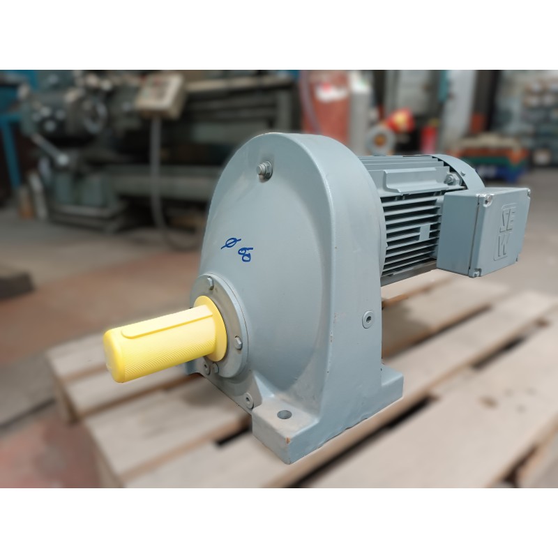 Motoréducteur occasion SEW 9,2 kW 1440/800 tr/min Motoréducteur occasion SEW 9,2 kW 1440/800 tr/min