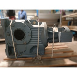 Motoréducteur occasion SEW 7,5 kW 960/11 tr/min