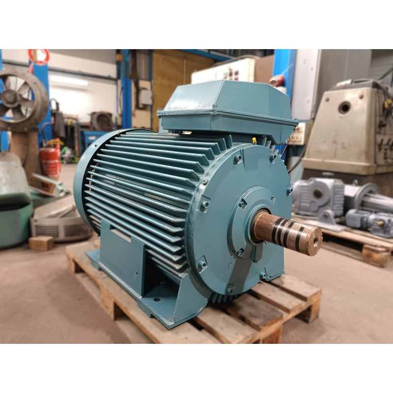 Moteur triphasé occasion ABB 200 kW 1487 tr/min Moteur triphasé occasion ABB 200 kW 1487 tr/min