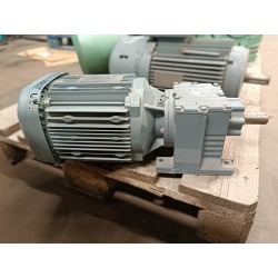 Motoréducteur occasion SEW 2,2 kW 1410/250 tr/min