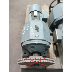 Motoréducteur occasion SEW 3 kW 1400/21 tr/min (Sans roue sur Arbre de sortie)
