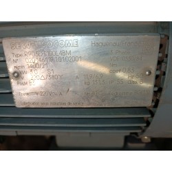 Motoréducteur occasion SEW 3 kW 1400/21 tr/min (Sans roue sur Arbre de sortie)