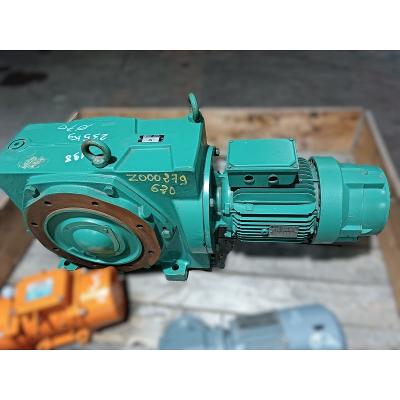 Motoréducteur occasion Leroy Somer 4 kW 18 tr/min Motoréducteur occasion Leroy Somer 4 kW 18 tr/min