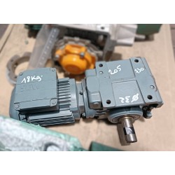 Motoréducteur occasion SEW 0,37 kW 5,7 tr/min