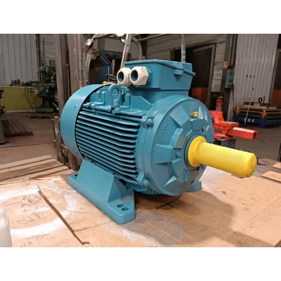 Moteur occasion ECN0225ST-T 37 kW 1475 tr/min
